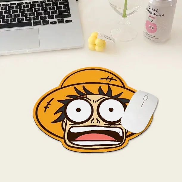 One Piece Luffy Mouse Pad, Small Computer Desk Mat, Office Alien Non-Slip Round Keyboard Pad, Cute Cartoon, Gift for Friends